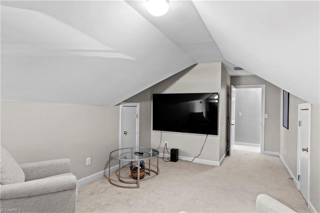 517 Oak Valley Boulevard, Advance, NC 27006