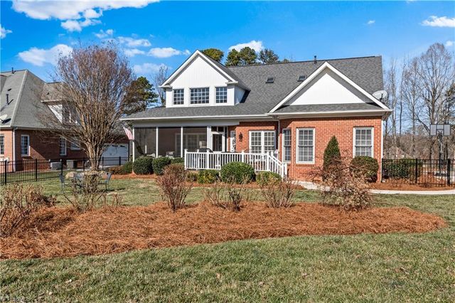 517 Oak Valley Boulevard, Advance, NC 27006