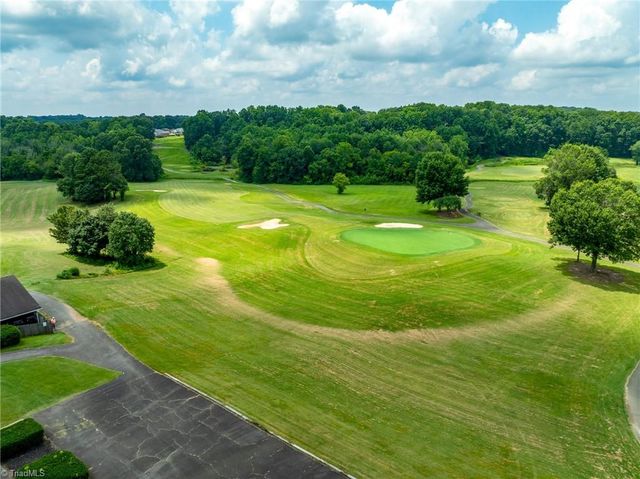 517 Oak Valley Boulevard, Advance, NC 27006