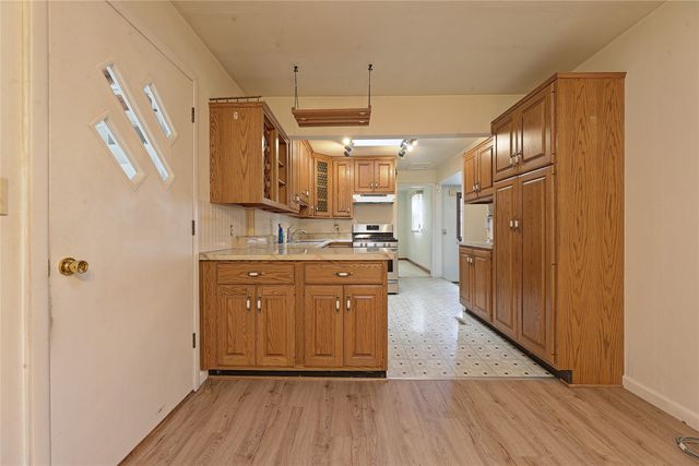 4104 ENGLISH Avenue, Erie, PA 16510