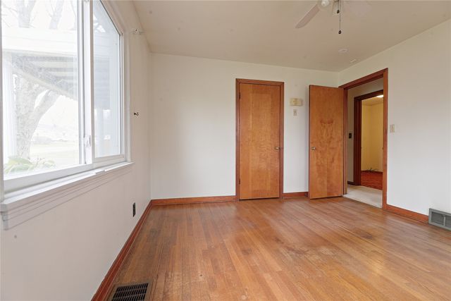 4104 ENGLISH Avenue, Erie, PA 16510