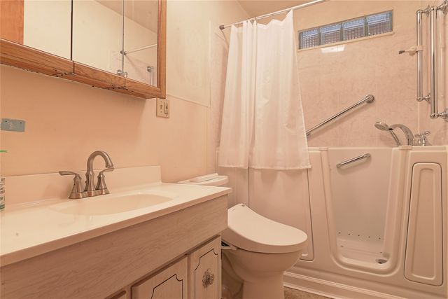 4104 ENGLISH Avenue, Erie, PA 16510