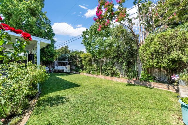 4653 N Fisher Street, Fresno, CA 93726