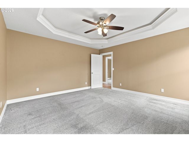 6469 ROBIN HOOD St Se, Salem, OR 97306