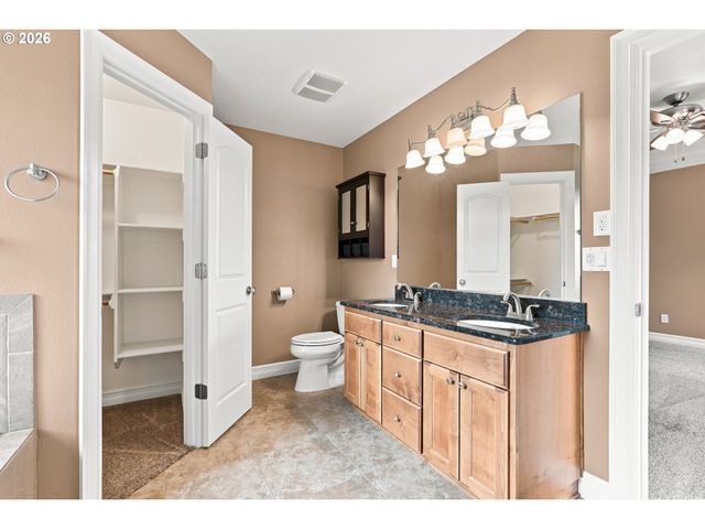 6469 ROBIN HOOD St Se, Salem, OR 97306