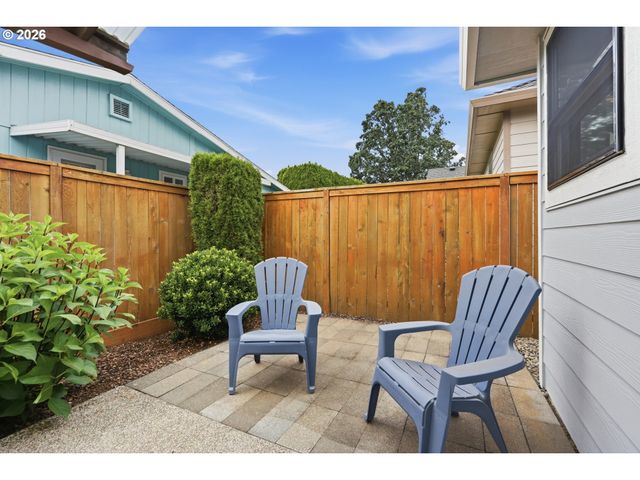 6469 ROBIN HOOD St Se, Salem, OR 97306