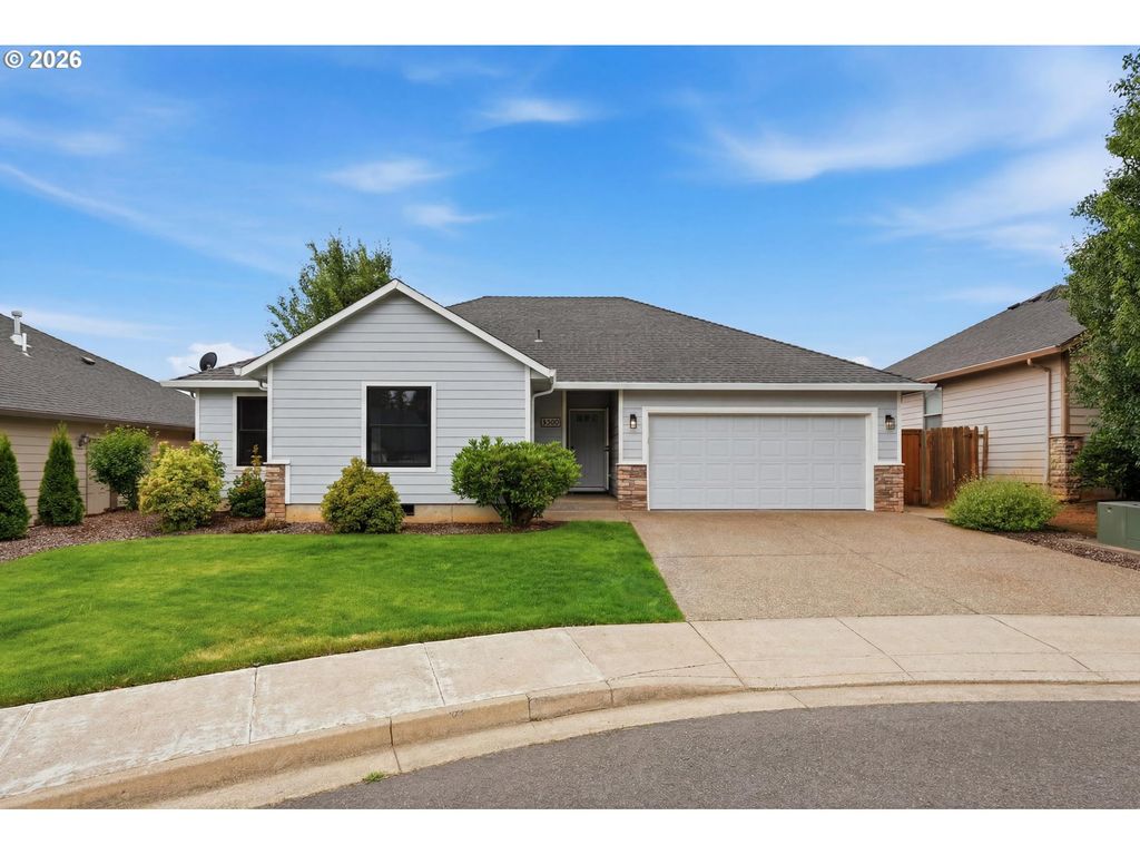 6469 ROBIN HOOD St Se, Salem, OR 97306