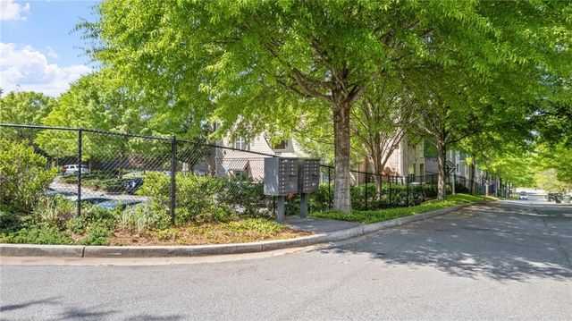121 Dunleith SW Parkway, Marietta, GA 30008