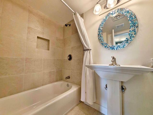 61 Inlet Point Dr Unit 17A, Pawleys Island, SC 29585