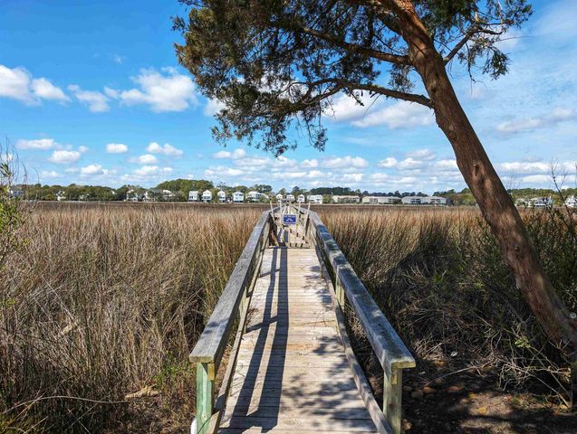 61 Inlet Point Dr Unit 17A, Pawleys Island, SC 29585