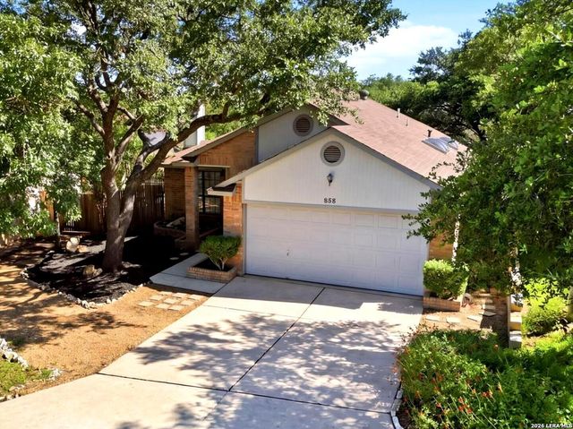858 Amberstone, San Antonio, TX 78258