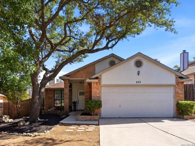 858 Amberstone, San Antonio, TX 78258
