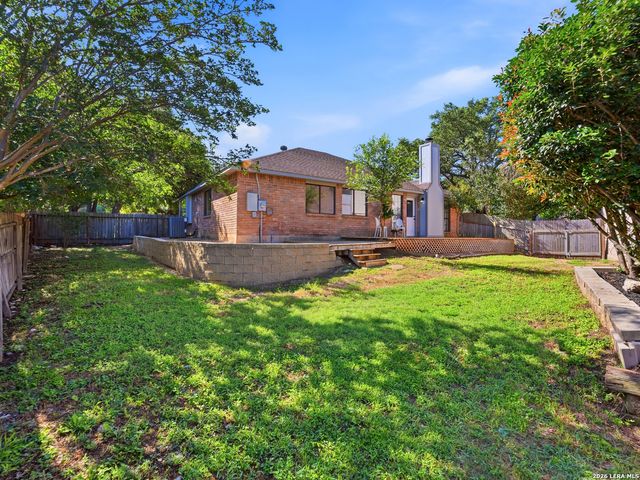 858 Amberstone, San Antonio, TX 78258