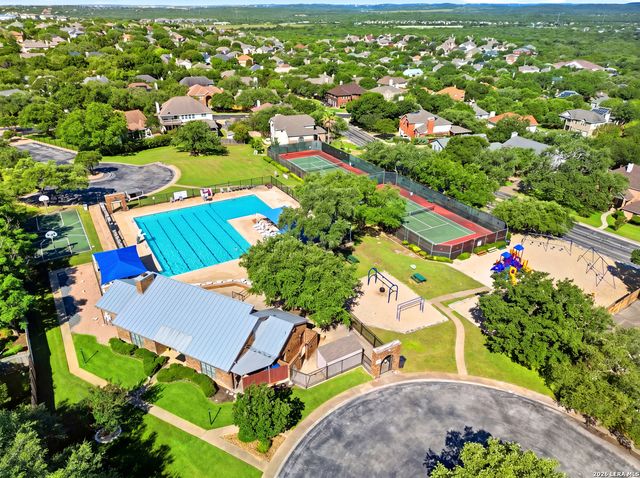 858 Amberstone, San Antonio, TX 78258
