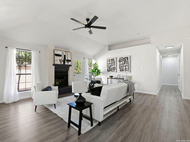 858 Amberstone, San Antonio, TX 78258