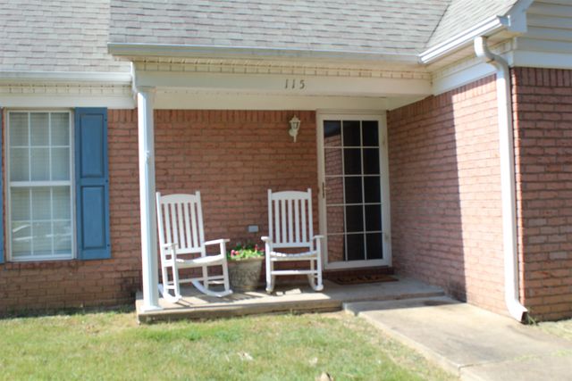 115 WOODSHIRE LN, Brighton, TN 38011