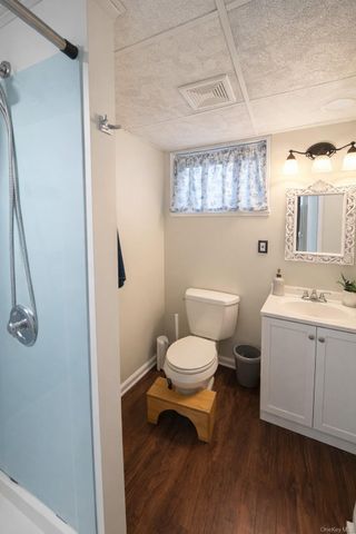 33 2nd Street, Bayport, NY 11705
