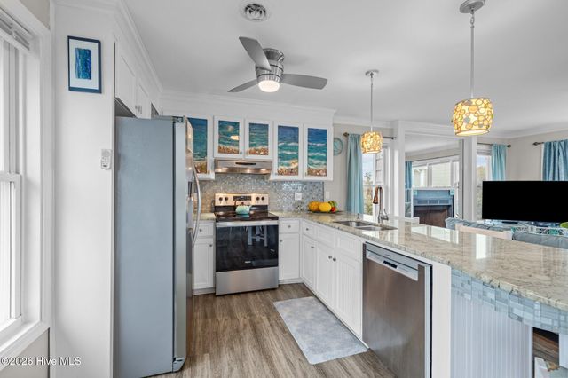 106 Azure Drive, Emerald Isle, NC 28594