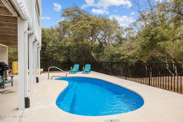 106 Azure Drive, Emerald Isle, NC 28594