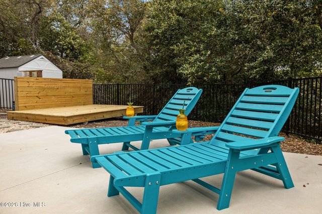 106 Azure Drive, Emerald Isle, NC 28594