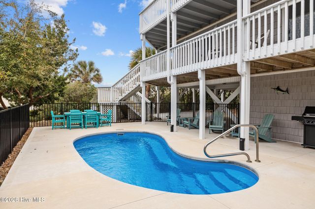 106 Azure Drive, Emerald Isle, NC 28594