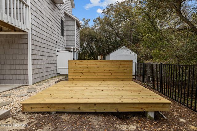 106 Azure Drive, Emerald Isle, NC 28594