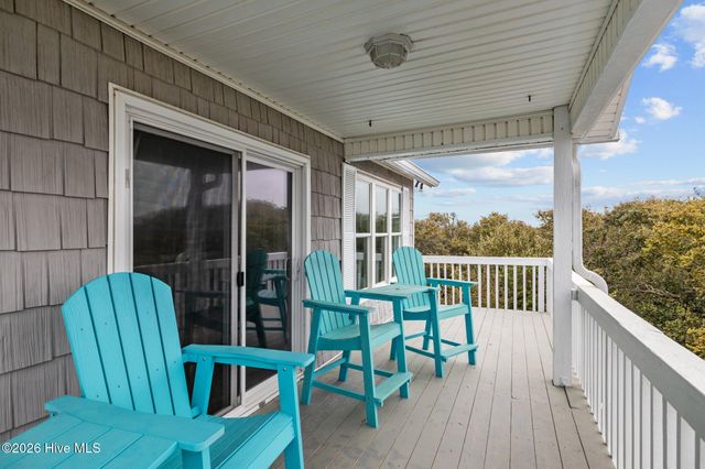 106 Azure Drive, Emerald Isle, NC 28594