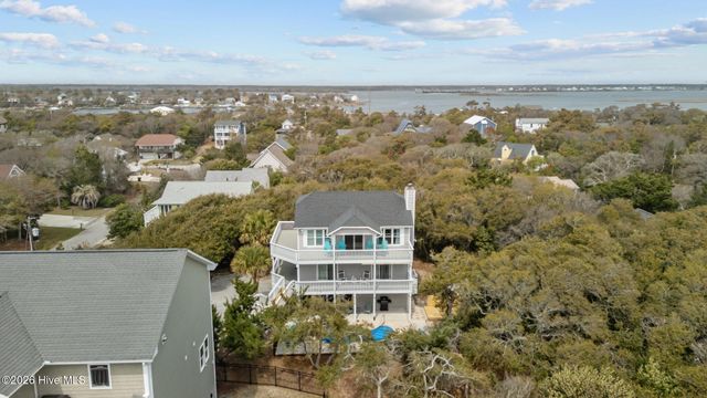 106 Azure Drive, Emerald Isle, NC 28594