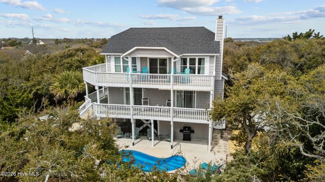 106 Azure Drive, Emerald Isle, NC 28594