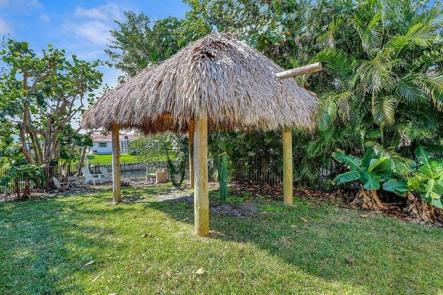 1888 Ascott Road, North Palm Beach, FL 33408