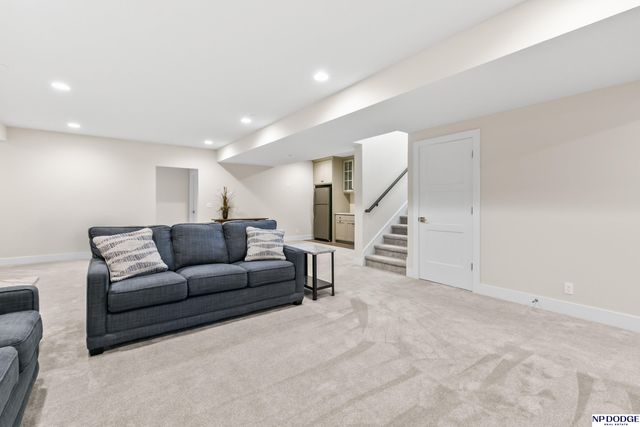 4619 N 192 Avenue, Elkhorn, NE 68022