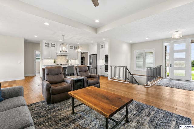 4619 N 192 Avenue, Elkhorn, NE 68022