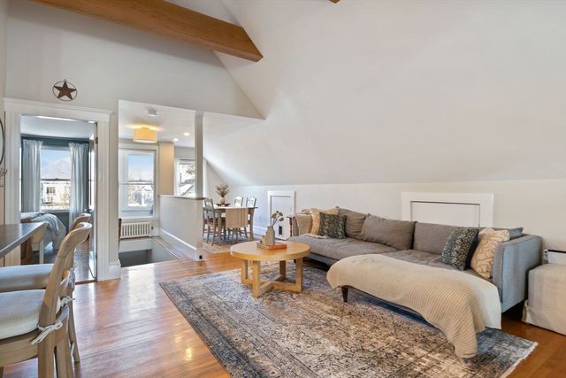 5 Gardner Street 3, Salem, MA 01970