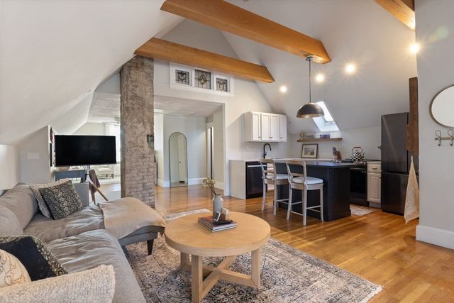 5 Gardner Street 3, Salem, MA 01970