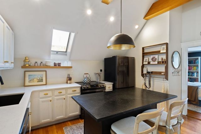 5 Gardner Street 3, Salem, MA 01970