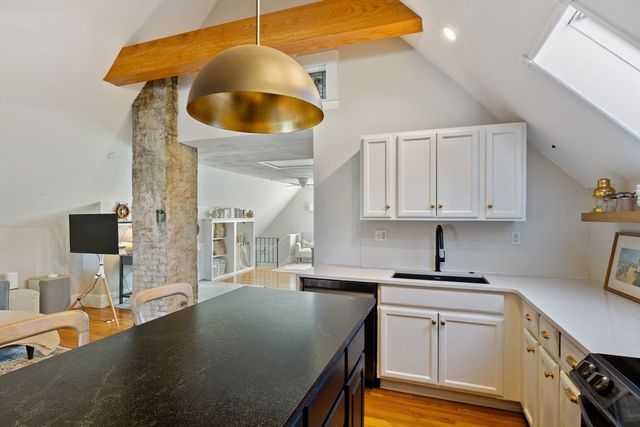 5 Gardner Street 3, Salem, MA 01970