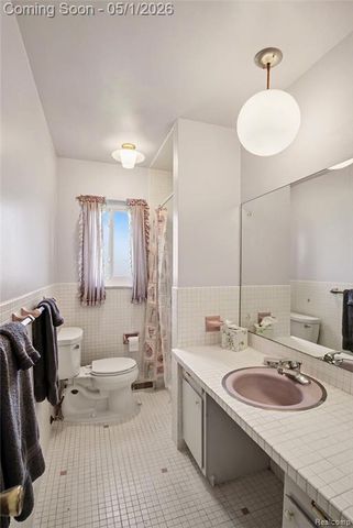 4400 Hedgethorn Circle, Burton, MI 48509