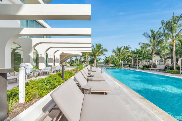 200 Arkona Court 504, West Palm Beach, FL 33401