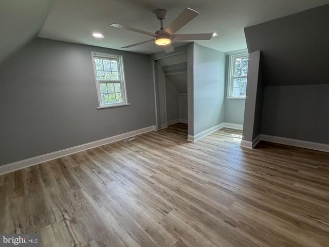 220 N MARSHALL ST, Wilmington, DE 19804