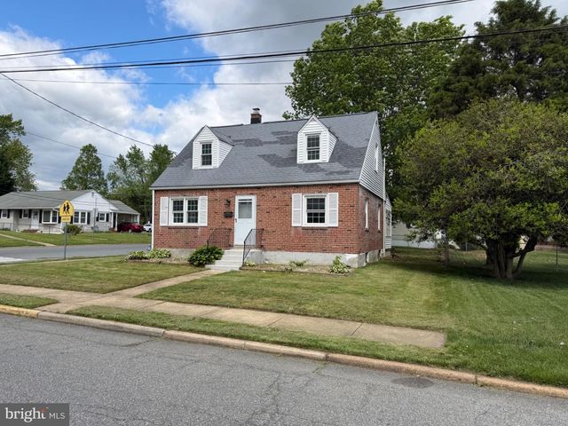 220 N MARSHALL ST, Wilmington, DE 19804