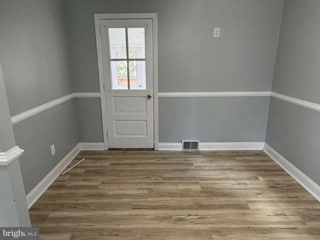 220 N MARSHALL ST, Wilmington, DE 19804