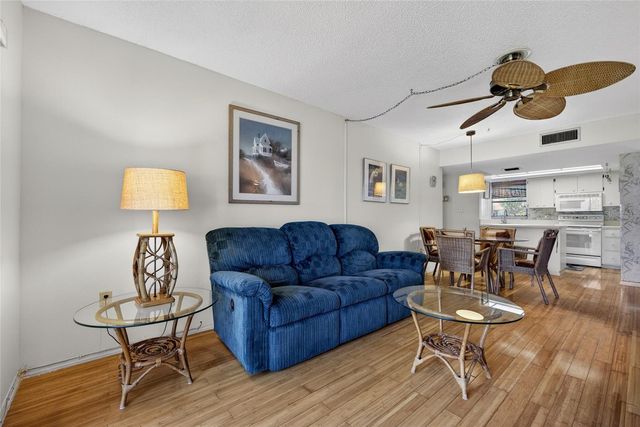 1461 AQUI ESTA DRIVE B3, Punta Gorda, FL 33950