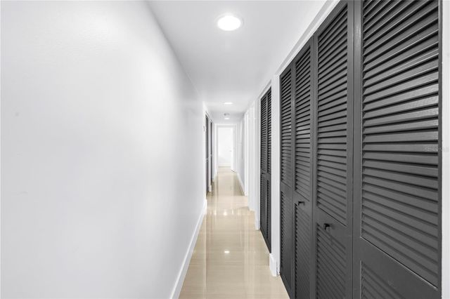 450 BEACH ROAD 4, Sarasota, FL 34242