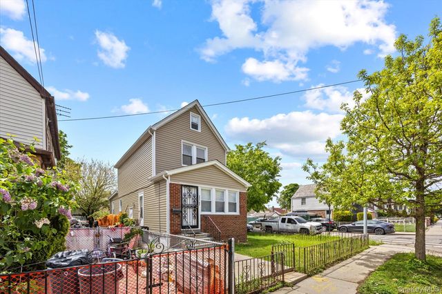 22102 114th Avenue, Cambria Heights, NY 11411