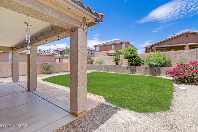 12884 N Indian Palms Drive, Oro Valley, AZ 85755