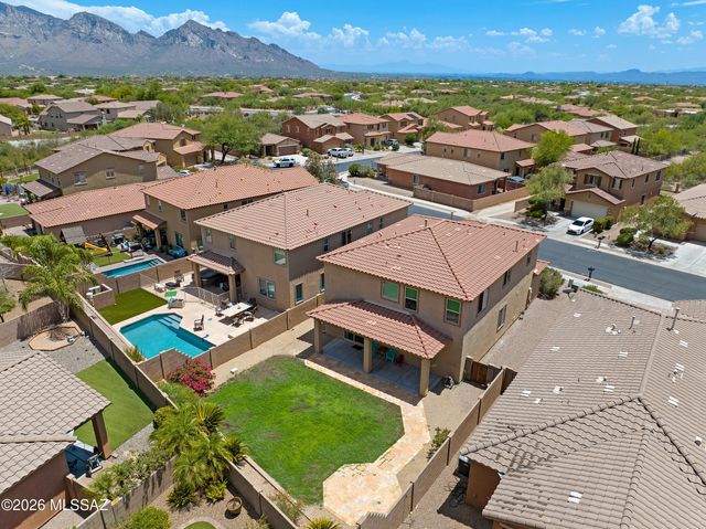 12884 N Indian Palms Drive, Oro Valley, AZ 85755