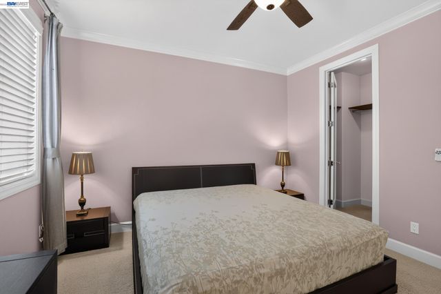 1071 Konstanz Ter, Sunnyvale, CA 94089