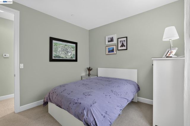 1071 Konstanz Ter, Sunnyvale, CA 94089