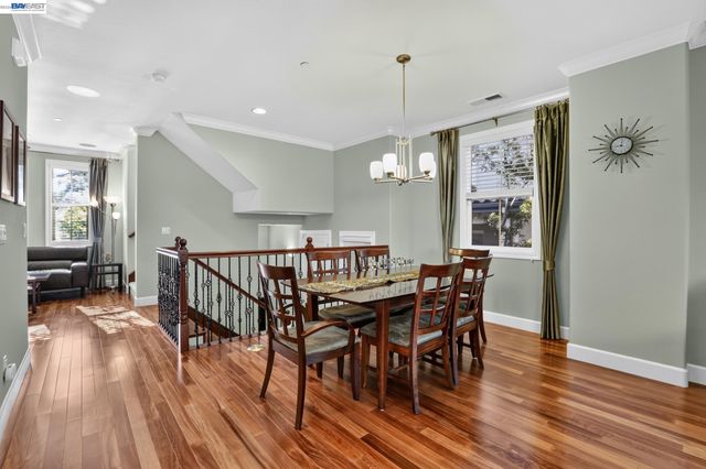 1071 Konstanz Ter, Sunnyvale, CA 94089