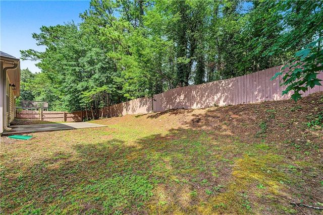 7650 Summit Trail, Riverdale, GA 30274